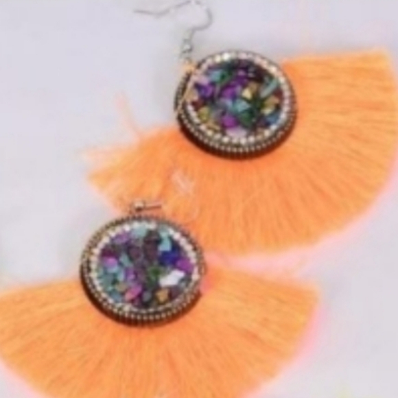 Tassel Fan Fringe Statement Earrings NEW *White - Picture 7 of 15